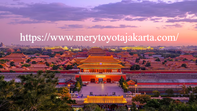 Mengungkap Keindahan Tersembunyi di Jingshan Park